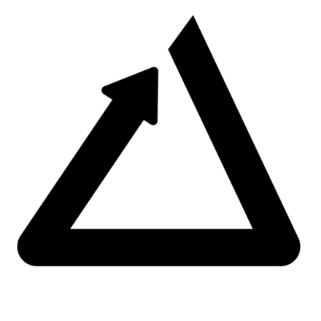 PREIV Immobilien GmbH Logo Triangle
