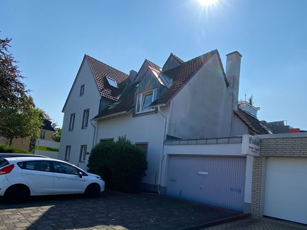 PREIV Immobilien GmbH_Mehrfamilienhaus in Neuss-Reuschenberg